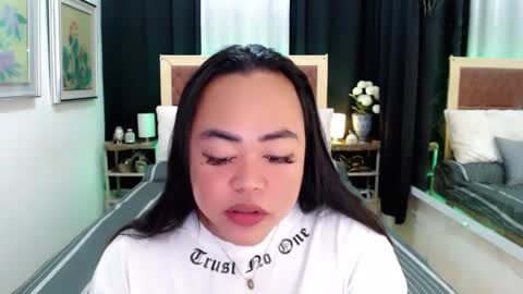 Trina online show from 01/27/25, 08:18