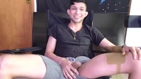 Snapshot of lustingfantasy chatting on 09/16/25, 05:03 lustingfantasy online show from 09/16/25, 05:03