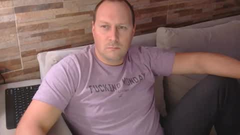 lustonfan online show from 04/28/26, 02:10