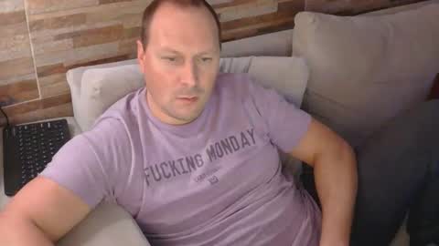 lustonfan online show from 04/28/26, 02:38