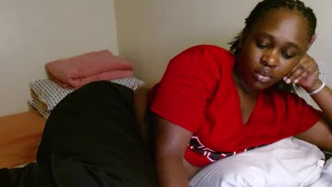 lustrous-choco online show from 02/27/26, 06:08