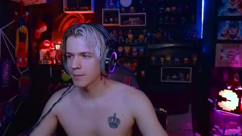 lustymatt online show from 10/18/25, 02:58