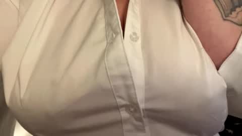 lustytits85 online show from 03/20/26, 01:05