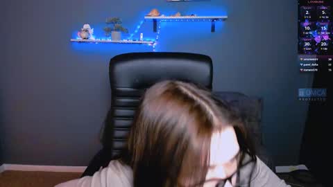 Snapshot of lusy_puff chatting on 12/02/24, 12:51 lusy_puff online show from 12/02/24, 12:51