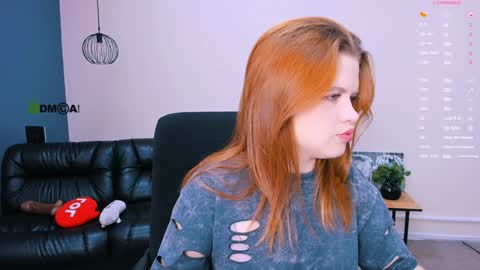 Snapshot of lusy_puff chatting on 12/30/24, 12:20 lusy_puff online show from 12/30/24, 12:20