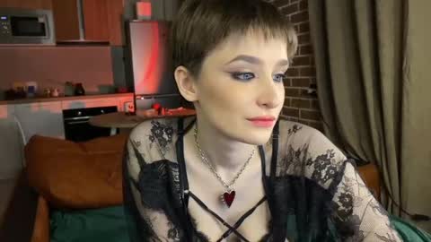 Luy online show from 02/12/25, 11:20