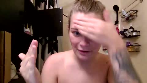 Luucy Lane online show from 04/20/26, 03:26