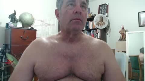 Snapshot of luv2bnakedallthetime chatting on 02/11/25, 10:07 Tony online show from 02/11/25, 10:07