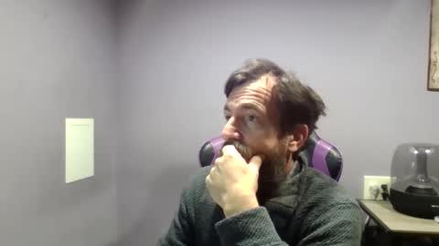 Luv2likslit online show from 11/16/25, 09:04