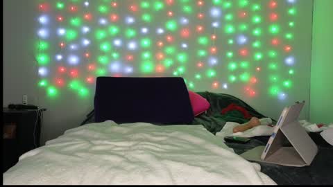 Shauna online show from 12/21/24, 06:19