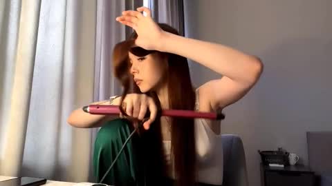 Adele online show from 02/26/26, 08:35