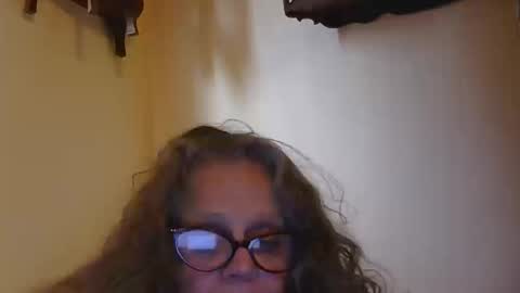LuvMeDestinee online show from 10/20/25, 03:34