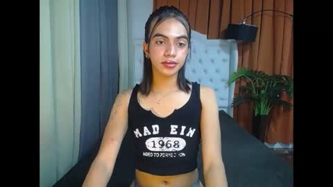 Snapshot of luvrr_trixie chatting on 01/19/26, 12:09 luvrr_trixie online show from 01/19/26, 12:09