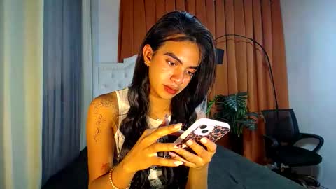 Snapshot of luvrr_trixie chatting on 02/09/26, 12:20 luvrr_trixie online show from 02/09/26, 12:20