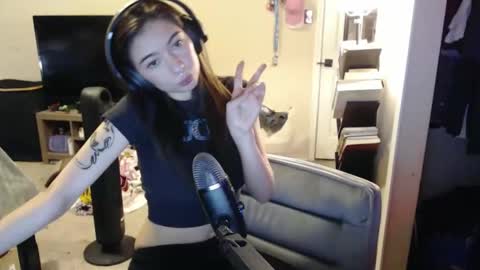 luvrxstarx online show from 01/16/26, 03:32