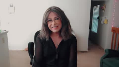 Britney online show from 11/08/25, 06:40