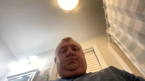 Snapshot of luvtobenude21 chatting on 12/10/24, 11:43 Joe and Sarah online show from 12/10/24, 11:43