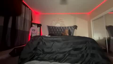 luvvlee online show from 03/23/26, 01:31