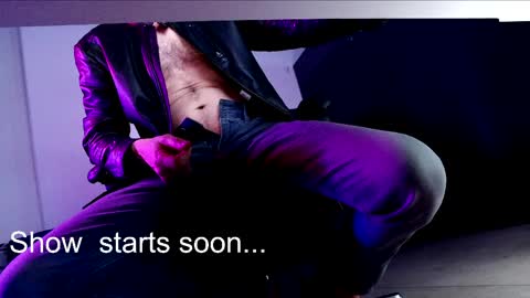 Im a   -  CAMGUY YOU  LIKE to FUCK online show from 04/18/26, 09:59