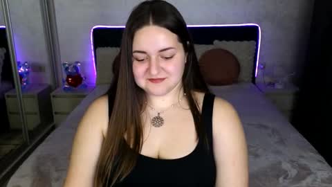 lux_lizz online show from 02/28/26, 10:55