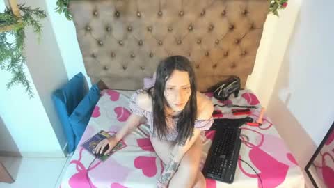 lux_royse online show from 07/12/26, 05:53