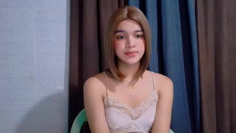 queen lux online show from 02/24/26, 03:54