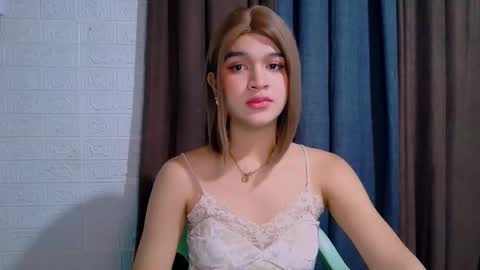 queen lux online show from 03/10/26, 02:16