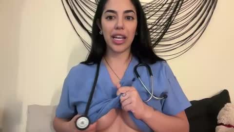 luxcher22 online show from 02/05/25, 06:13