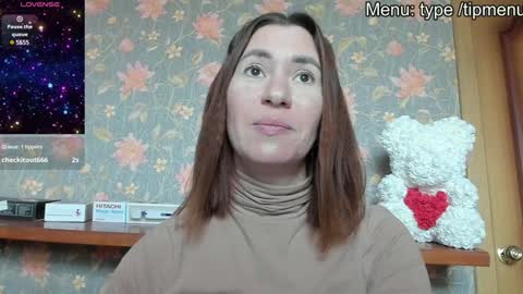 Sophie online show from 12/02/24, 12:07