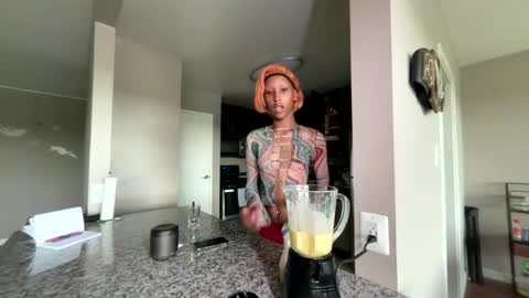 Luxe online show from 04/28/26, 04:56