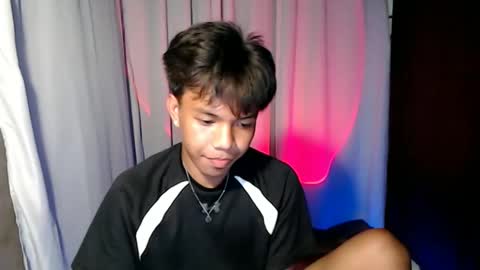 luxirfy online show from 04/27/26, 05:44