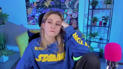 Ray online show from 02/20/25, 09:31