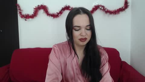 Laura online show from 01/14/25, 07:06