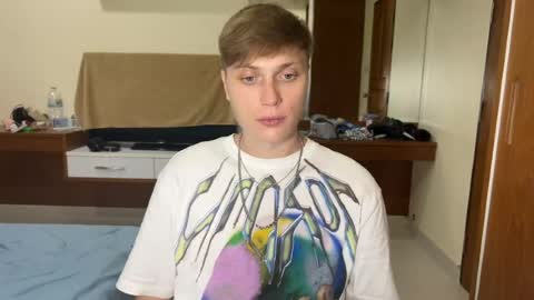 luxury_bob online show from 04/18/26, 08:09