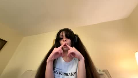 LuxxxTheFox online show from 07/28/26, 04:30