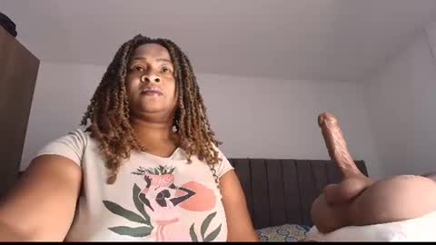 Snapshot of luxy_benet chatting on 07/13/26, 11:13 Big Benet online show from 07/13/26, 11:13