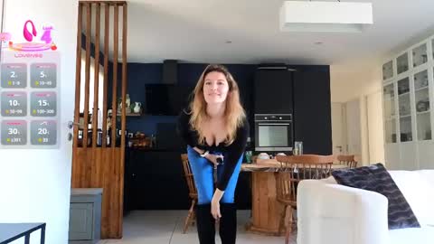 Luxymin online show from 02/17/25, 03:42