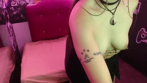 luzy online show from 10/31/25, 01:01