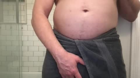 lvguynextdoor440656 online show from 06/05/26, 03:24