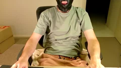 lxgxnd99 online show from 02/23/26, 09:39