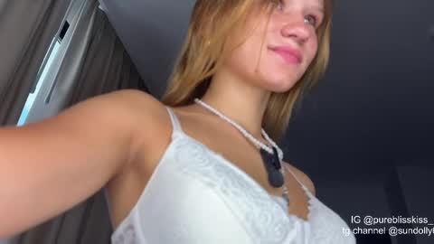 lxsundolyxl_ online show from 04/05/26, 05:15