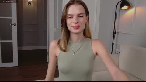 Snapshot of ly_lydia chatting on 12/09/24, 04:34 ly lydia online show from 12/09/24, 04:34