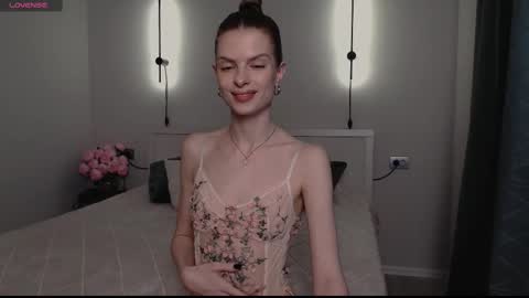 Snapshot of ly_lydia chatting on 03/03/25, 03:52 ly lydia online show from 03/03/25, 03:52
