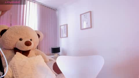 lya_brown online show from 03/31/26, 01:22