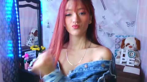 Snapshot of lya_ch chatting on 01/25/25, 04:46 Call me Lia online show from 01/25/25, 04:46