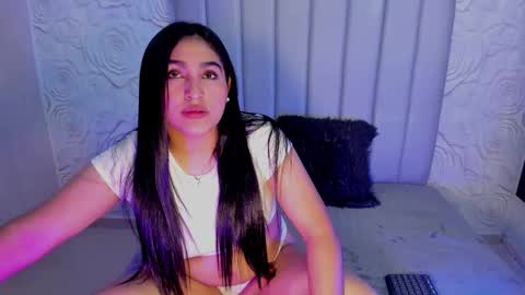 LYA DUBOIS  online show from 03/28/26, 04:06