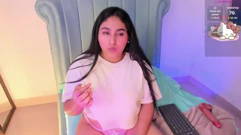 Snapshot of lya_dubois_ chatting on 05/02/26, 09:25 LYA DUBOIS online show from 05/02/26, 09:25