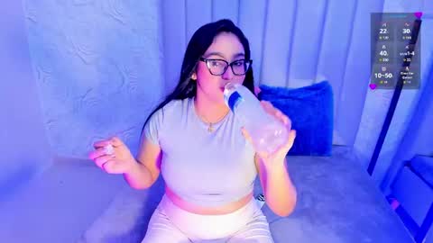 LYA DUBOIS  online show from 06/20/26, 11:29
