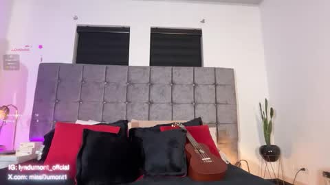 LYA online show from 10/29/25, 05:20