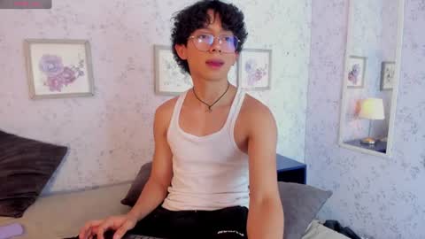 Lyan online show from 06/20/26, 08:00